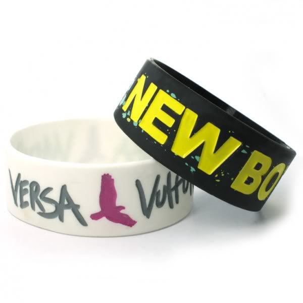 wide-silicone-wristbands2.jpg