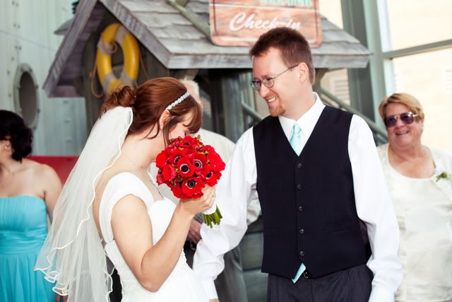 Recap loveliness propics of our chill red robin blue wedding wedding 