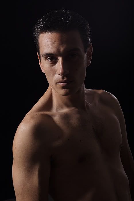 IMAGE: http://i112.photobucket.com/albums/n175/henry_b/AutoR15low.jpg