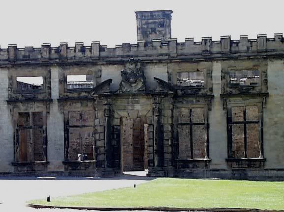 lady in white ghost in castle photo: Bolsover Castle Bolsover_Castle_SOUTH_YORKSHIRE.jpg