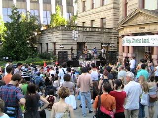 pdx-pop city hall y la bamba