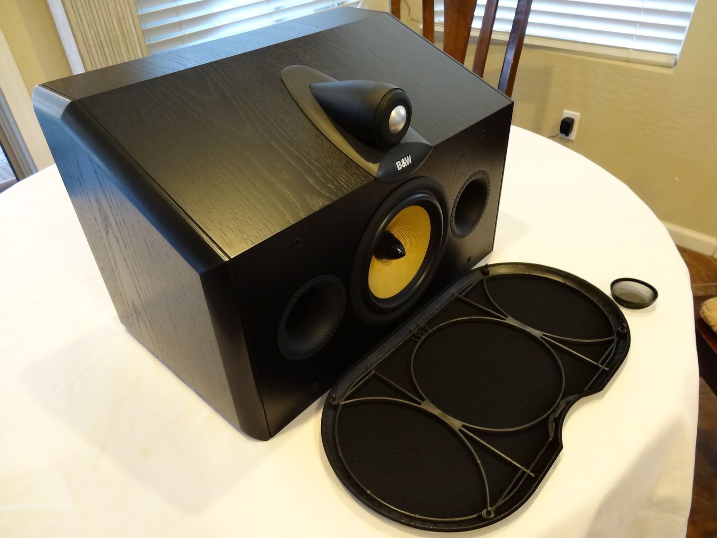 B&W CDM CNT Center Channel Speaker In Classic Black, Used,but in Mint