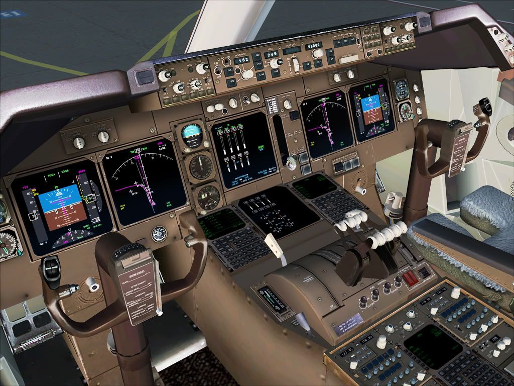 cockpit744.jpg