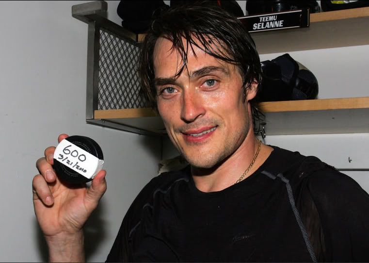 selanne234.jpg