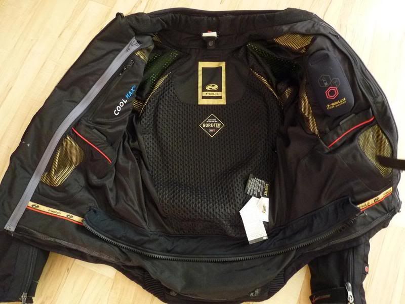 http://i112.photobucket.com/albums/n195/swimmer1971/heldjacket3.jpg