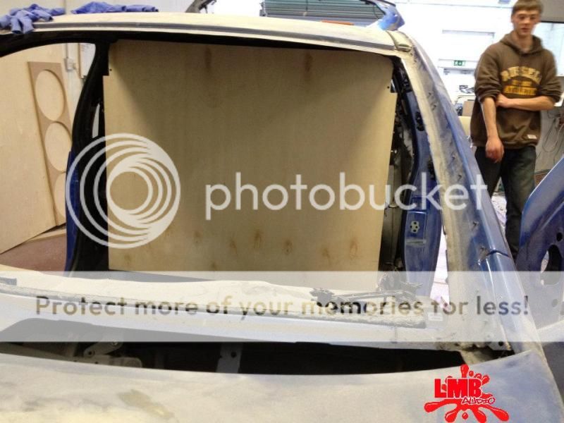 LMB Audio Citroen C2 Demo Car 16 AA 10s, - Last Post -- posted image.