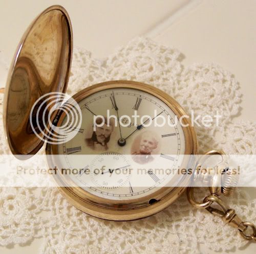 Antique Gold Elgin Pocket Watch~Late 1800s~17 Jewels~Photo Pocket 