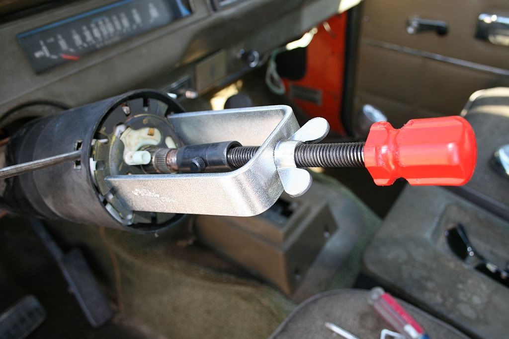 steering wheel puller instructions Removing the steering wheel from your classic car project.